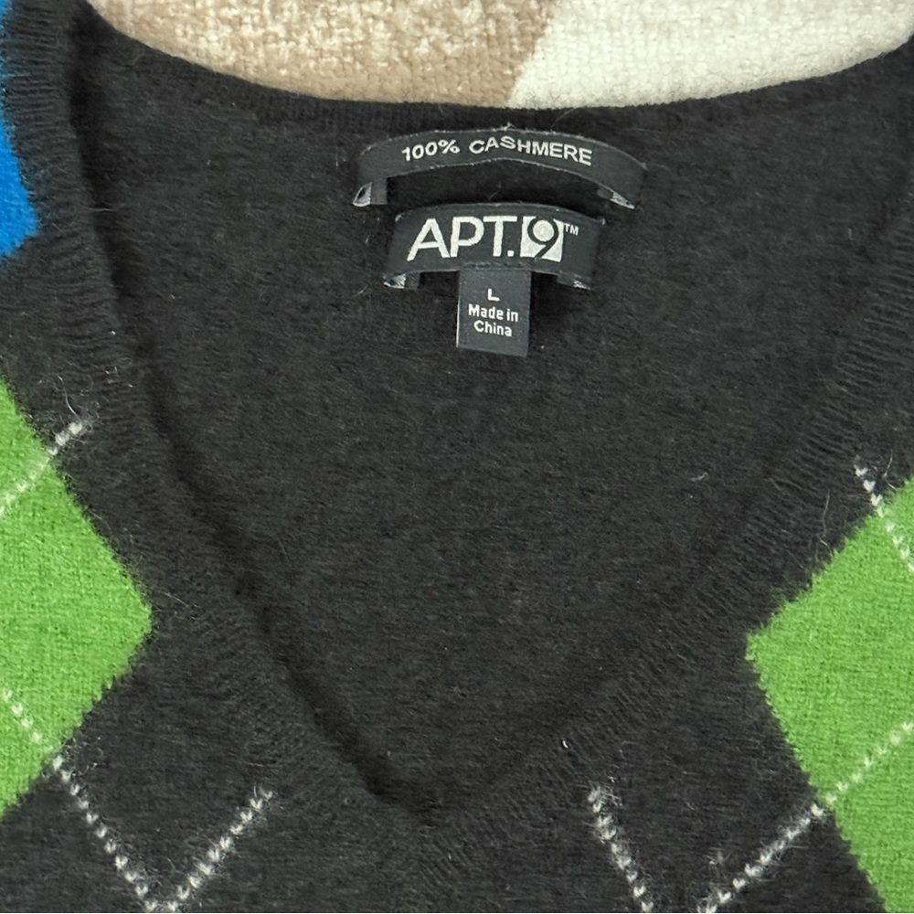 Apt. 9 Cashmere Argyle V-Neck Sweater - Picture 3 of 11